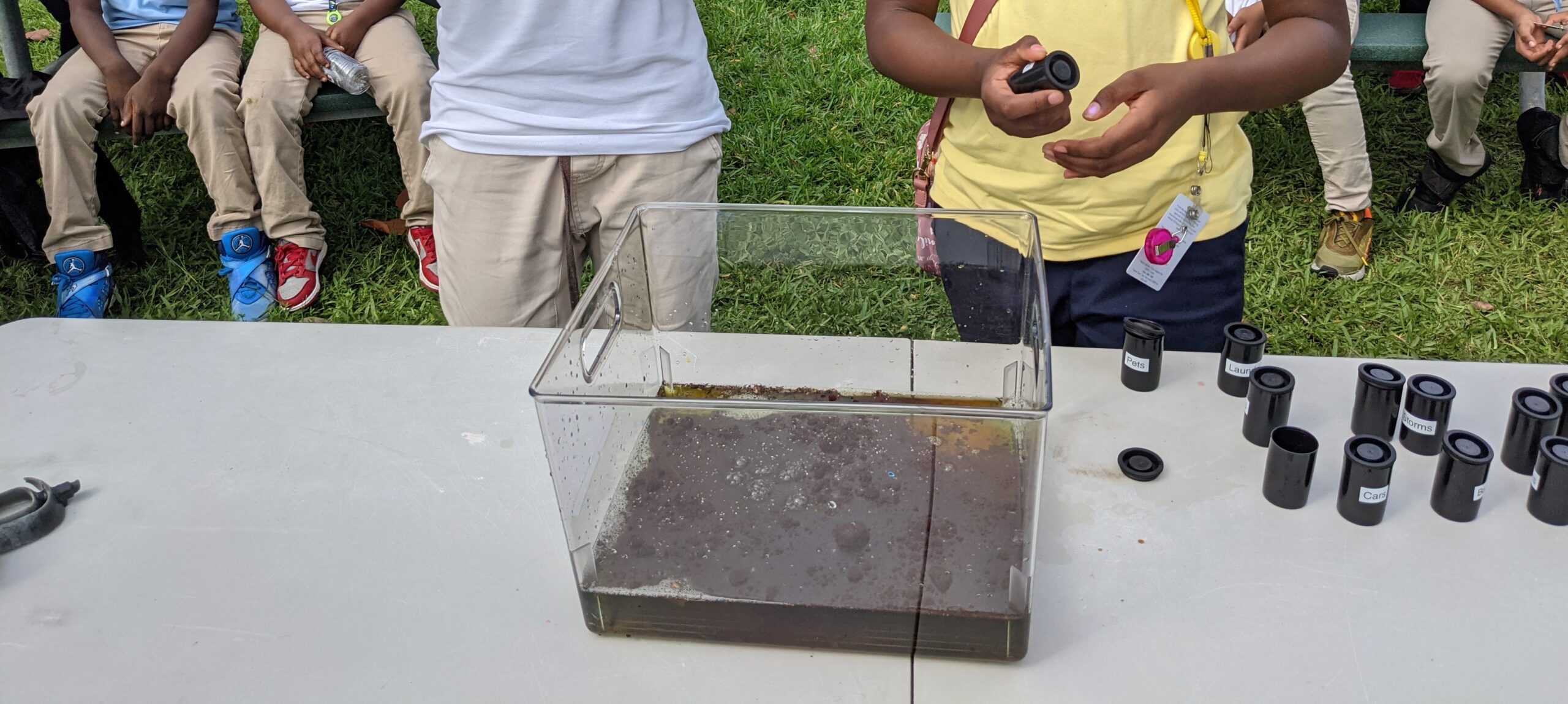 Benjamin Franklin K-8 Center Students Learn About Marine Debris and Clean Up Morningside Park